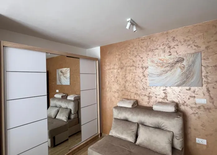 Katija Preko Puta Crni Vrh * Divčibare