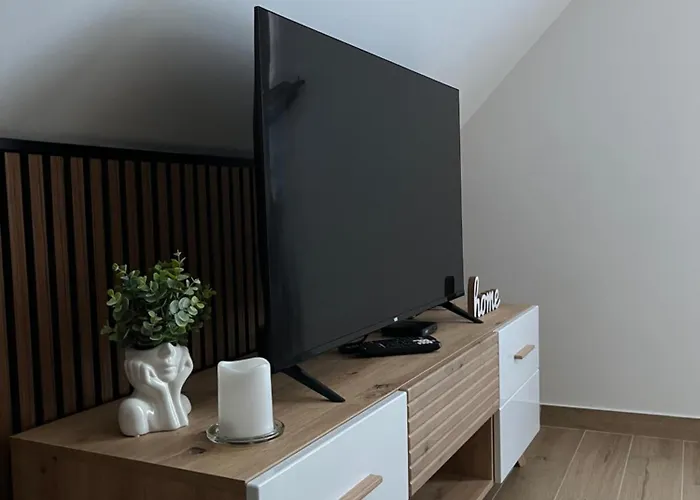 Katija Preko Puta Crni Vrh Divčibare